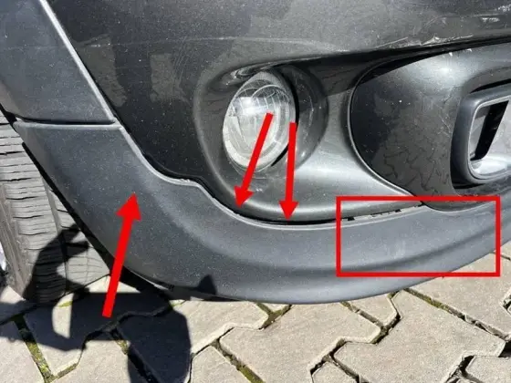 Nahaufnahme des dokumentierten Schadens am MINI Cooper SD Coupé